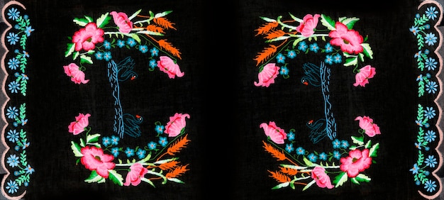 zbiór haftowanych próbek